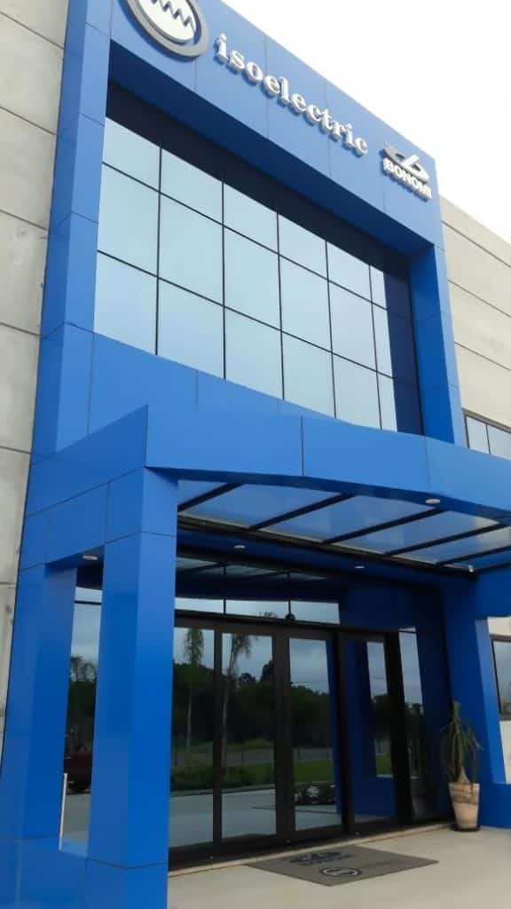 fachada de acm