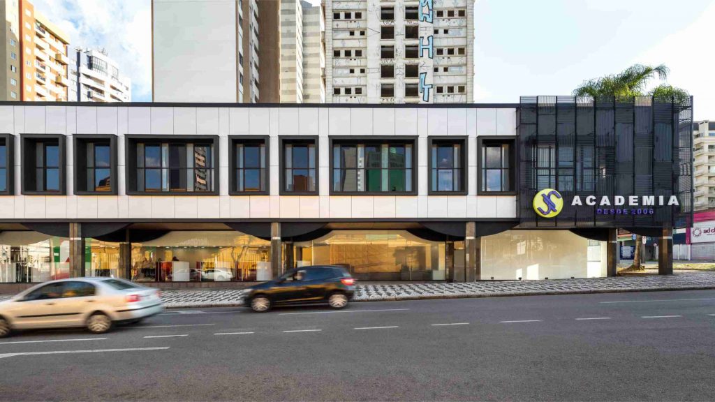 fachada de acm